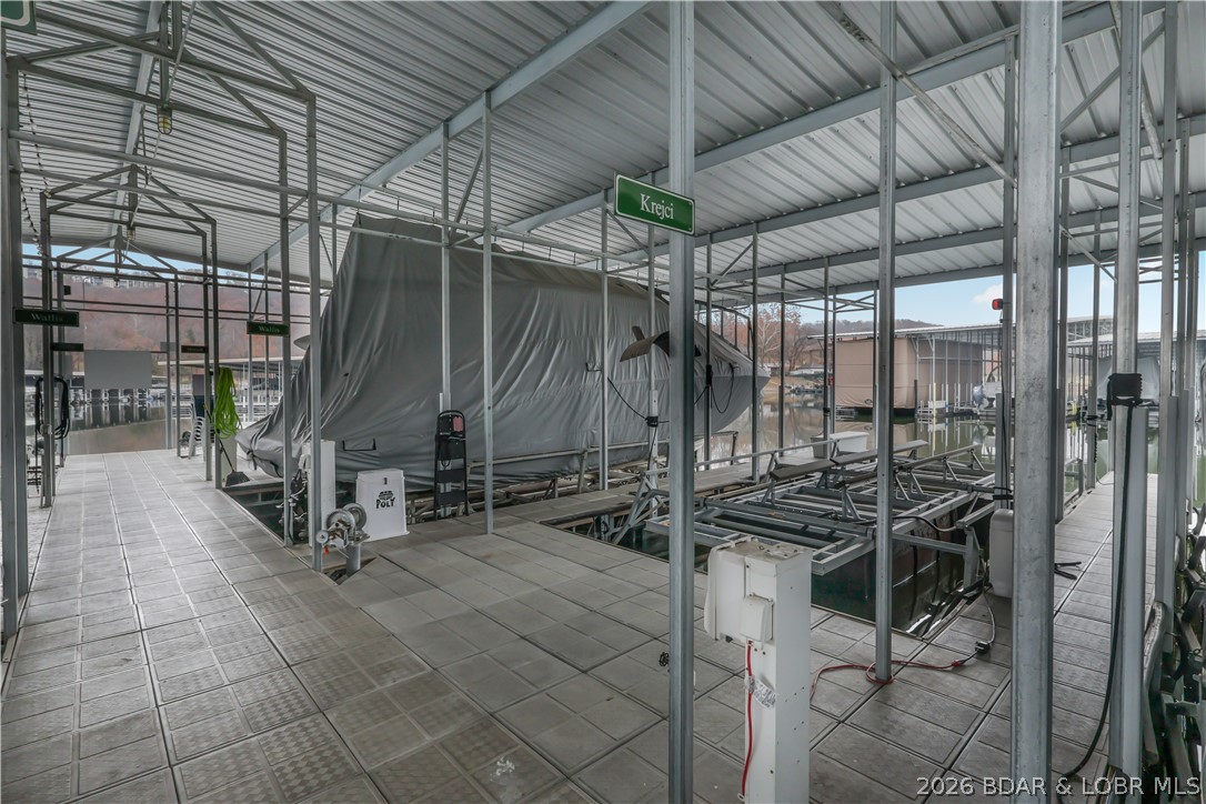 Country Club Cove - Residential