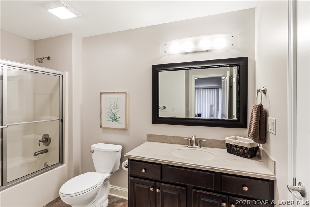 Country Club Cove - Residential