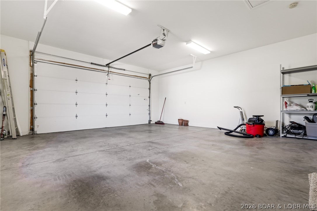 Country Club Cove - Residential