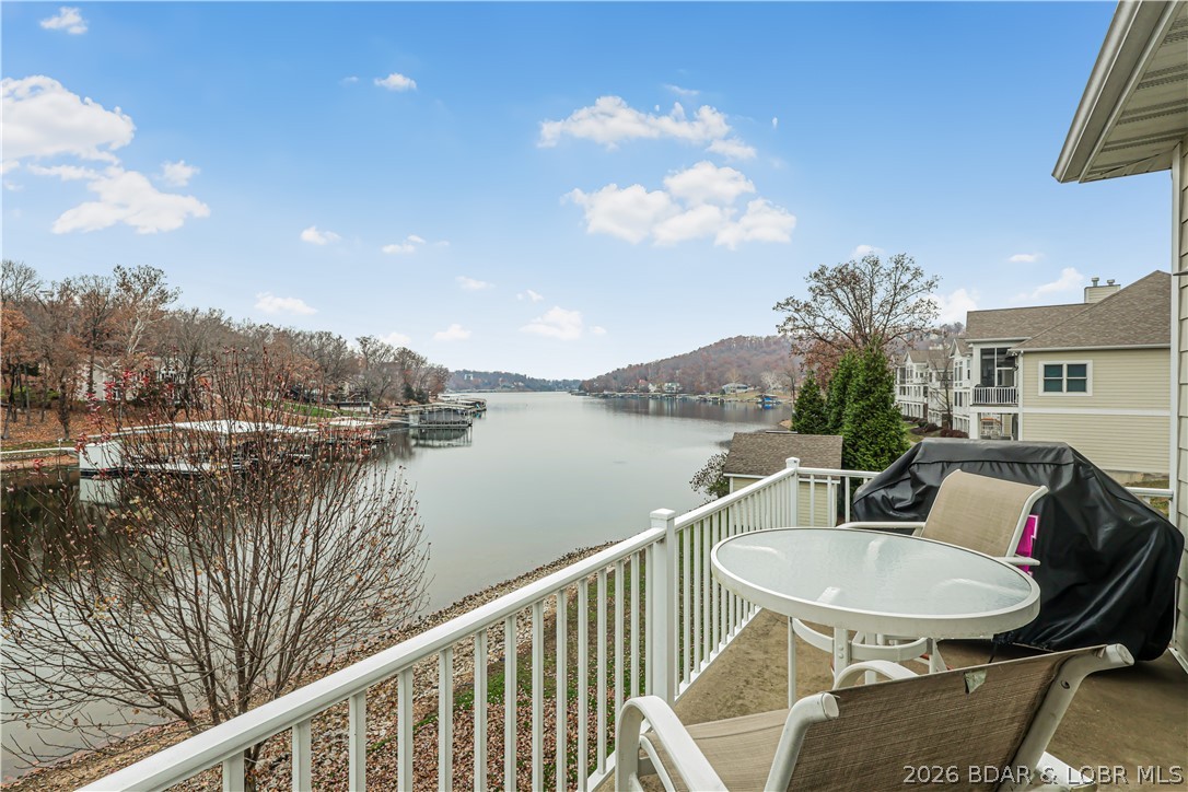 Country Club Cove - Residential