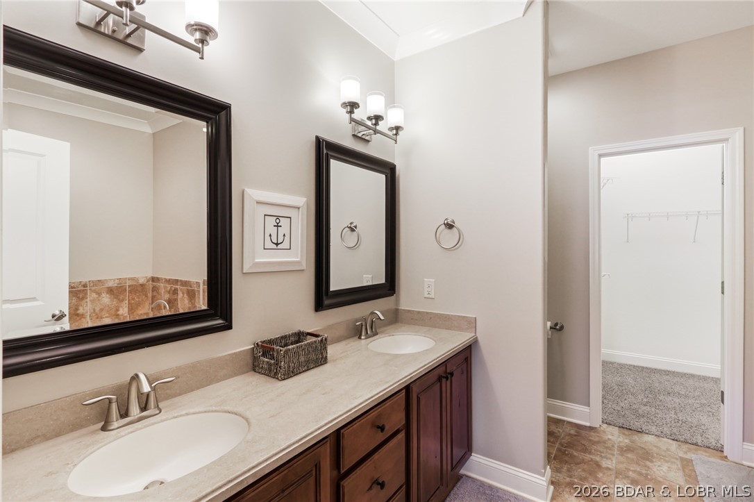 Country Club Cove - Residential