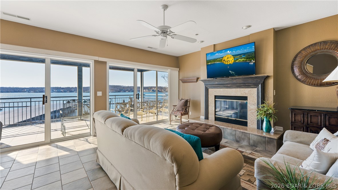 Palisades Condominium - Residential