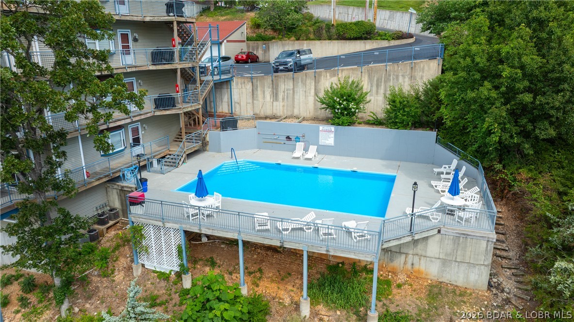 Palisades Condominium - Residential