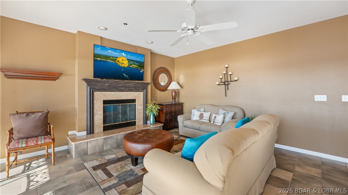 Palisades Condominium - Residential