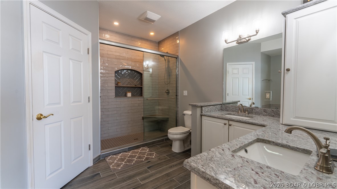 Palisades Condominium - Residential