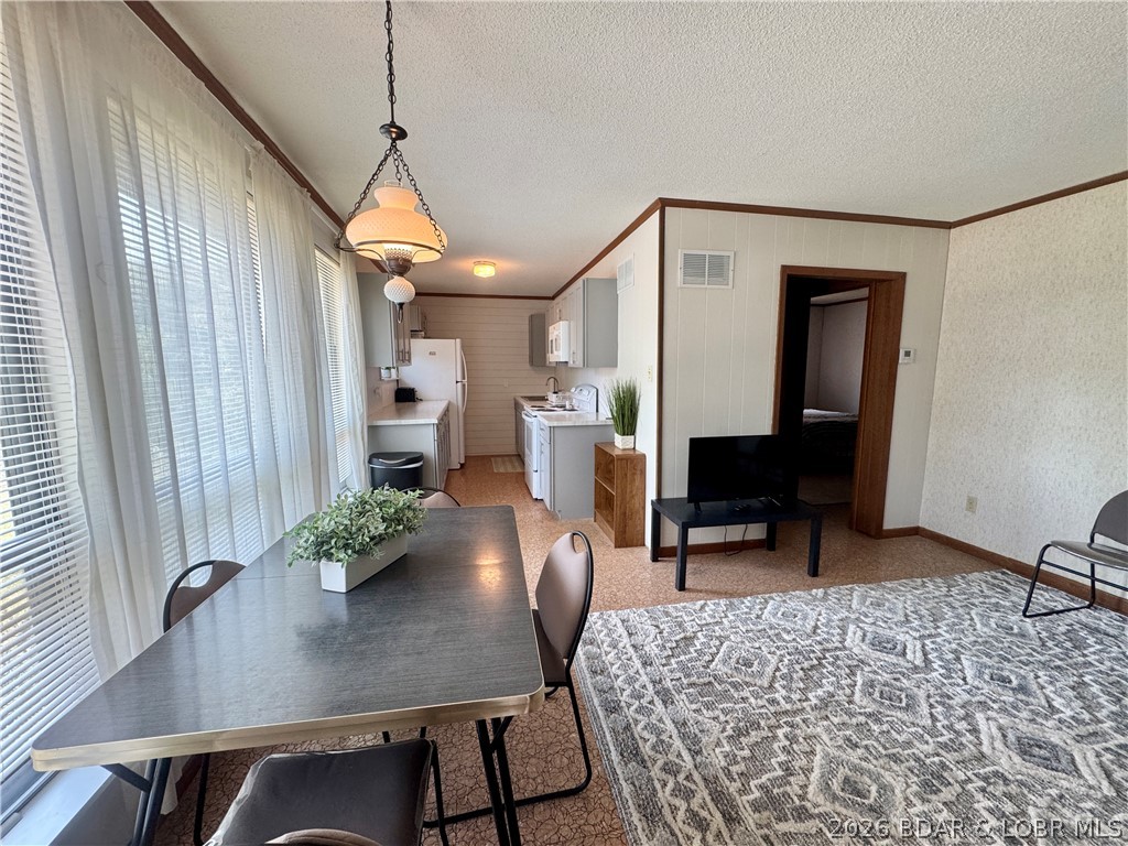 Cool Valley - Residential