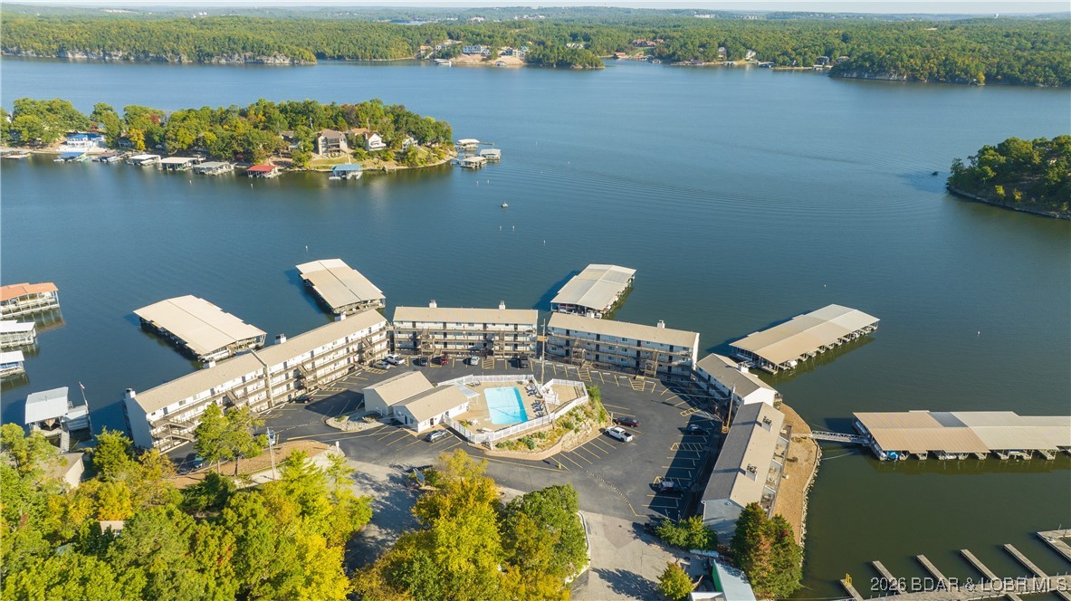 Three Seasons Condominiums - Residential