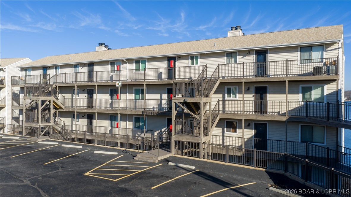 Three Seasons Condominiums - Residential