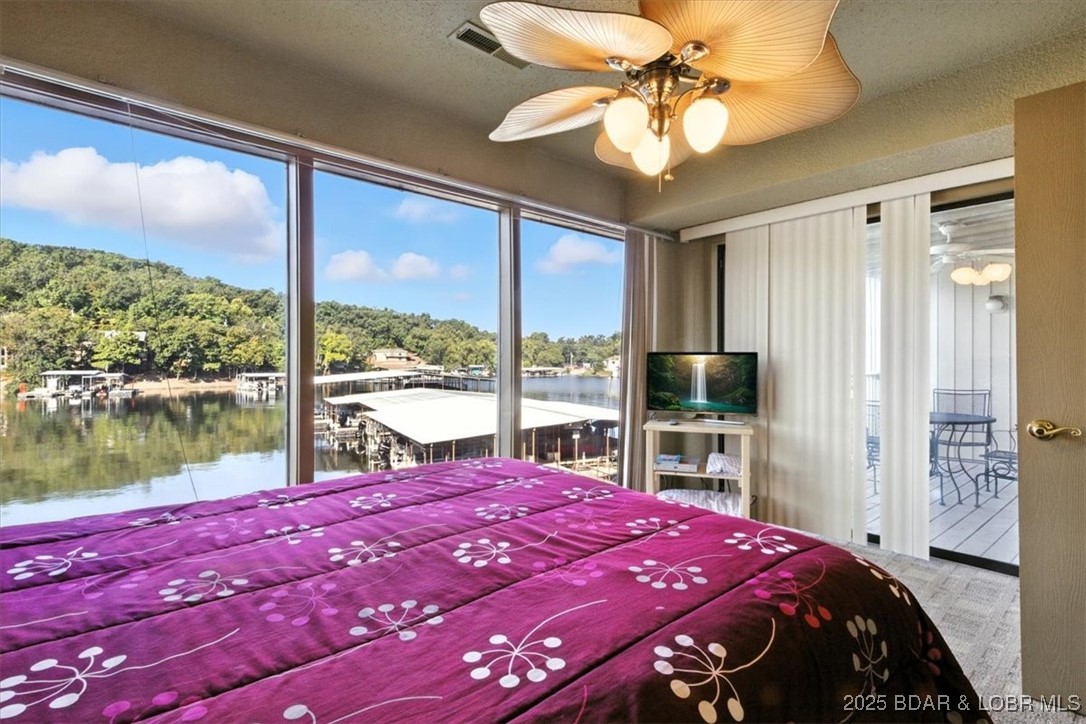 Indian Pointe Condominium - Residential