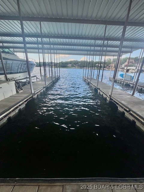 Indian Pointe Condominium - Residential