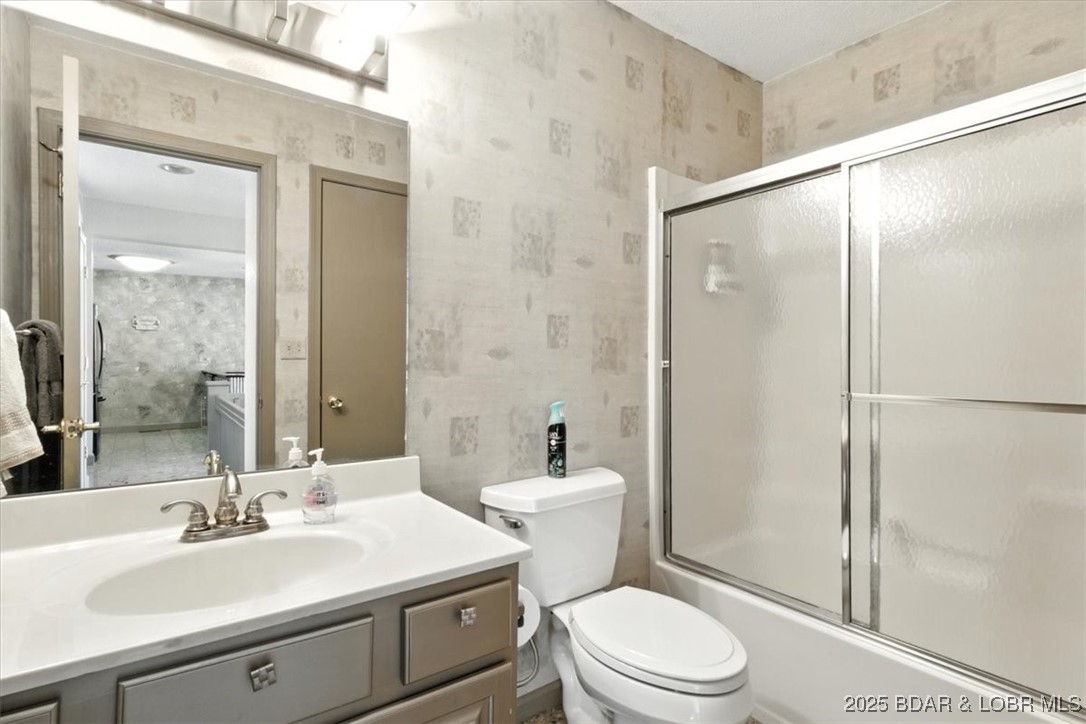 Indian Pointe Condominium - Residential