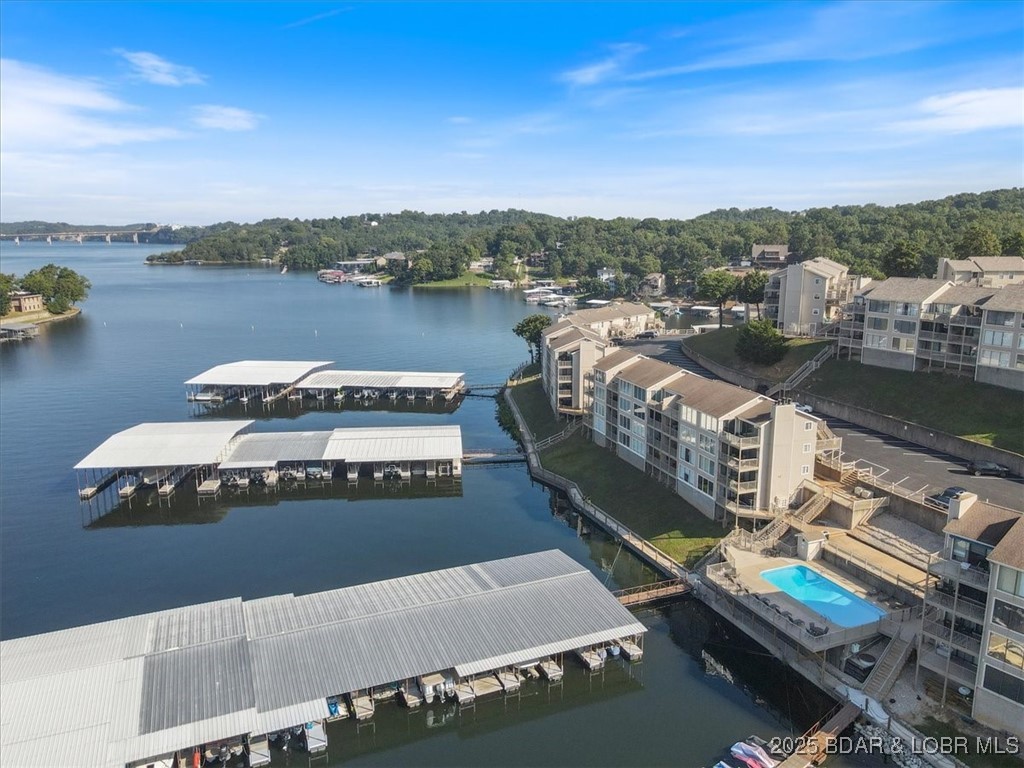 Indian Pointe Condominium - Residential