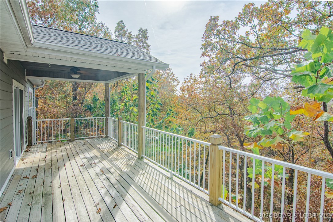 Camdenton, Missouri 65020, United States, 4 Bedrooms Bedrooms, ,3 BathroomsBathrooms,Residential,Contingent,35932