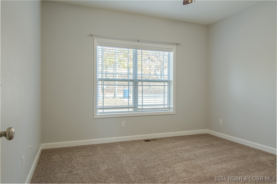 Camdenton, Missouri 65020, United States, 4 Bedrooms Bedrooms, ,3 BathroomsBathrooms,Residential,Contingent,35932