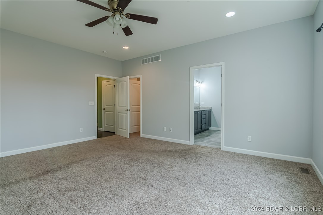 Camdenton, Missouri 65020, United States, 4 Bedrooms Bedrooms, ,3 BathroomsBathrooms,Residential,Contingent,35932