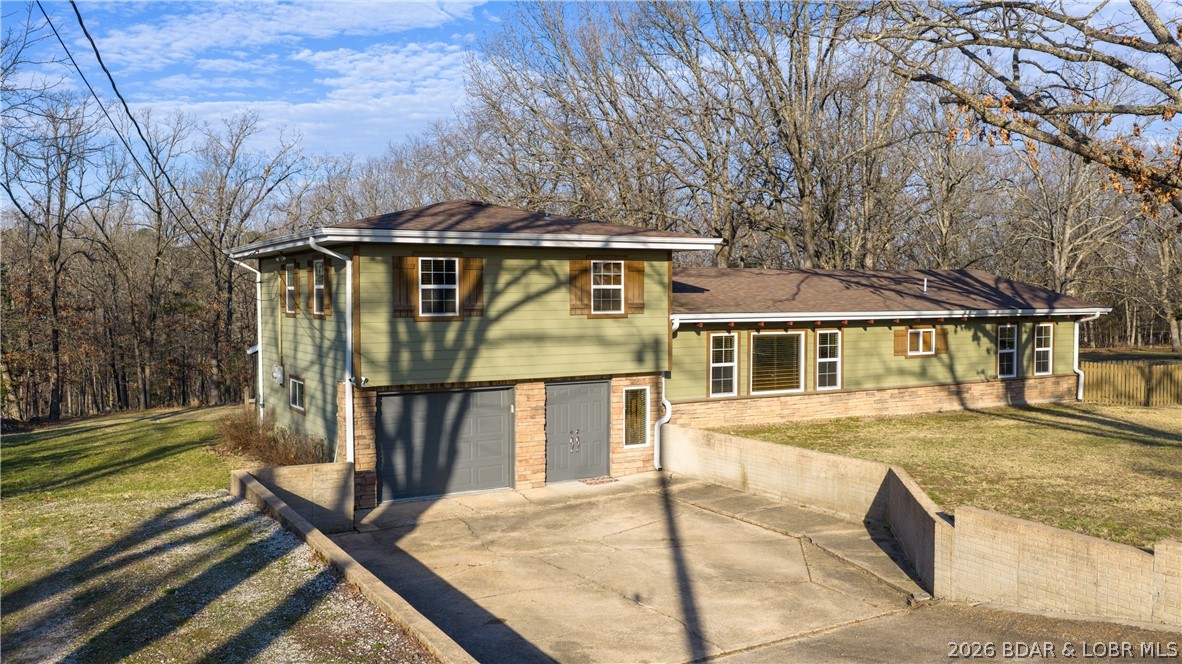 Lake Drive - Residential