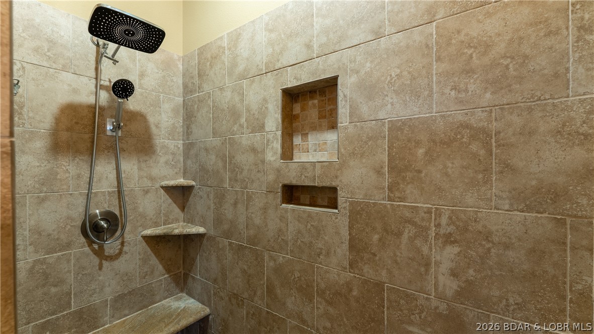 Lake Drive - Residential