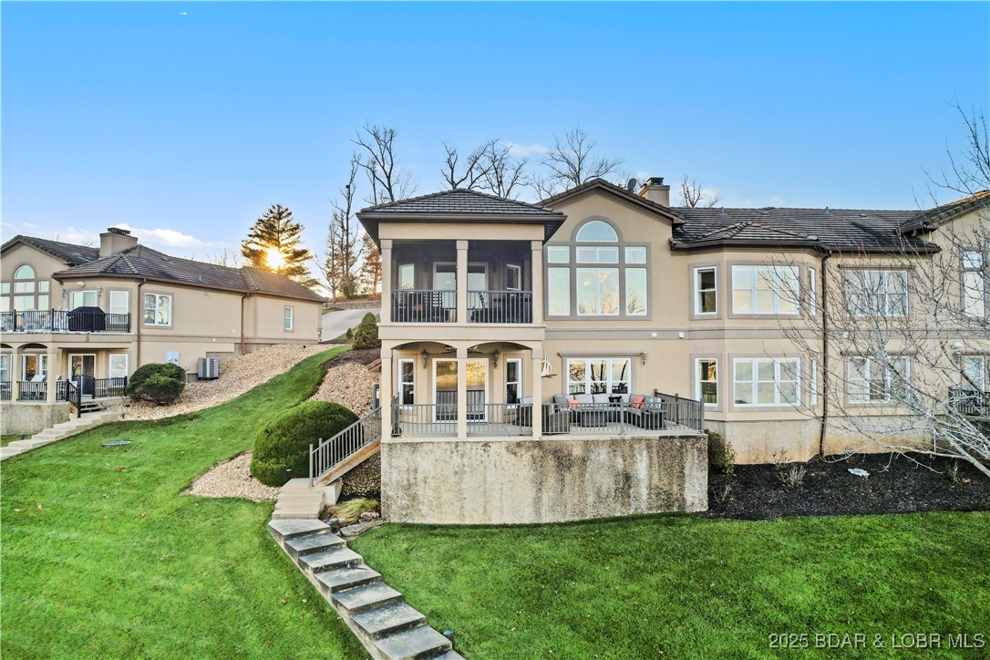 Porto Cima, Missouri 65079, United States, 3 Bedrooms Bedrooms, ,3 BathroomsBathrooms,Residential,Contingent,254015