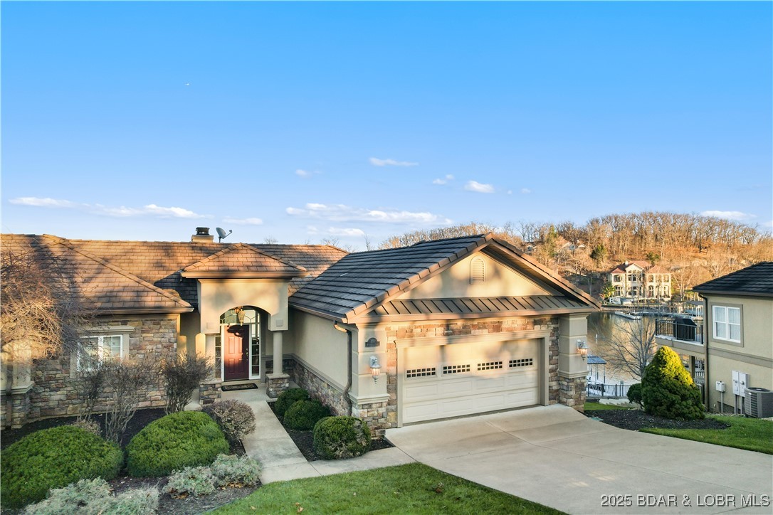 Porto Cima, Missouri 65079, United States, 3 Bedrooms Bedrooms, ,3 BathroomsBathrooms,Residential,Contingent,254015