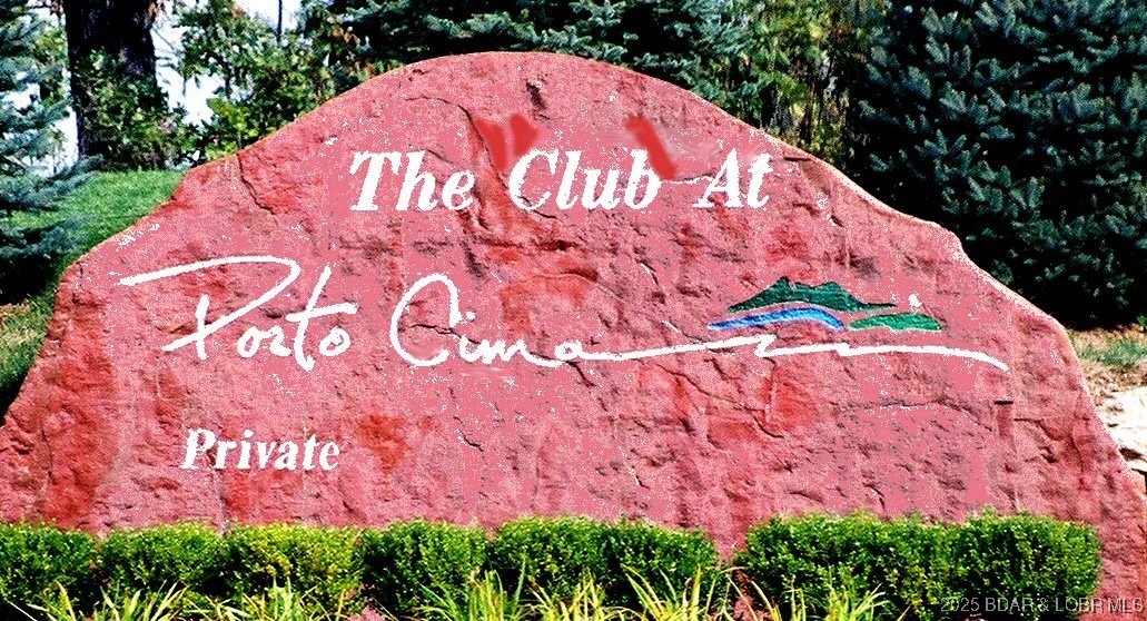 Porto Cima, Missouri 65079, United States, 3 Bedrooms Bedrooms, ,3 BathroomsBathrooms,Residential,Contingent,254015