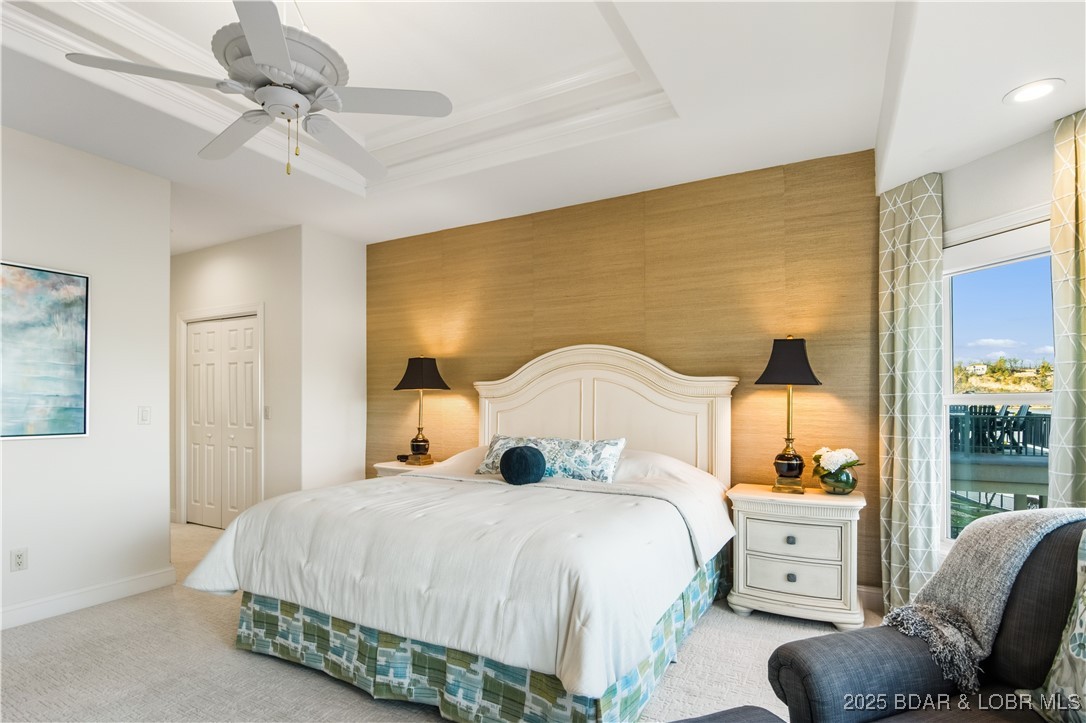 Porto Cima, Missouri 65079, United States, 3 Bedrooms Bedrooms, ,3 BathroomsBathrooms,Residential,Contingent,254015