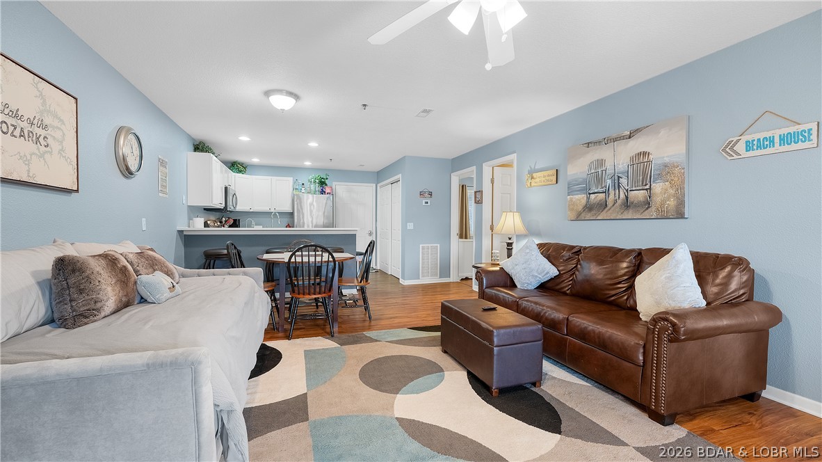 Cedar Glen Condominium - Residential