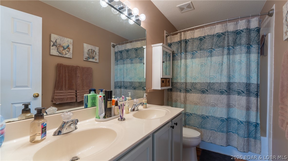 Cedar Glen Condominium - Residential