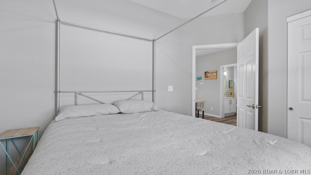 Newport Condominium - Residential