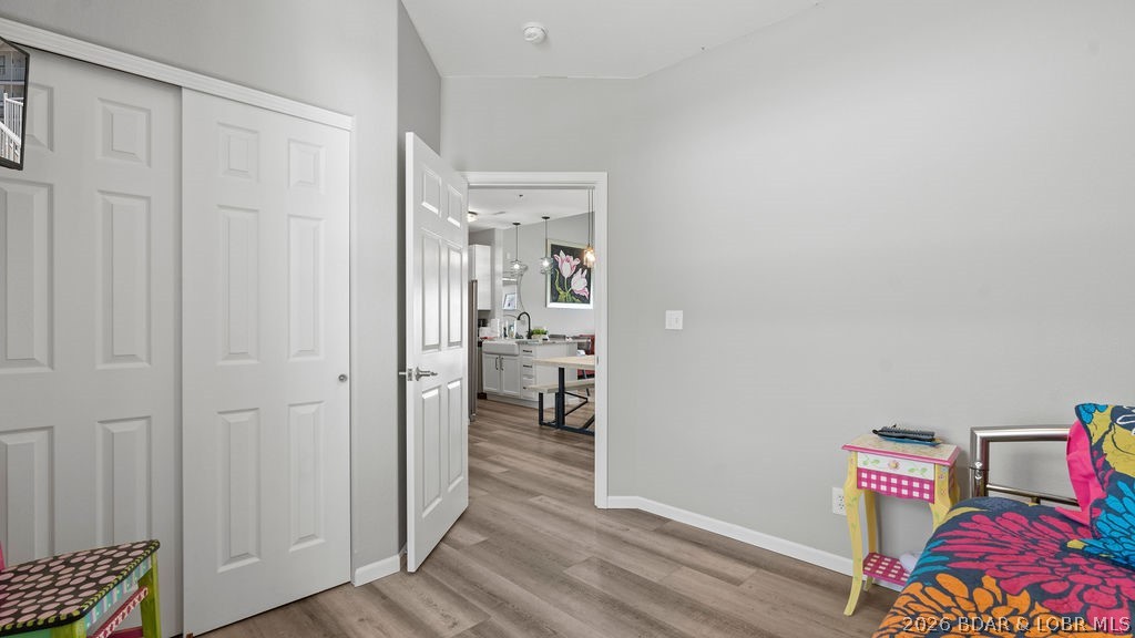 Newport Condominium - Residential