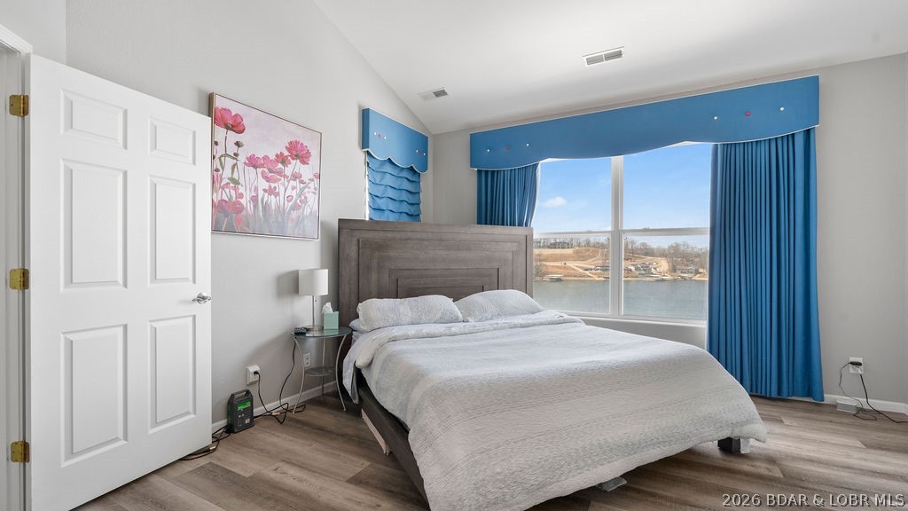 Newport Condominium - Residential