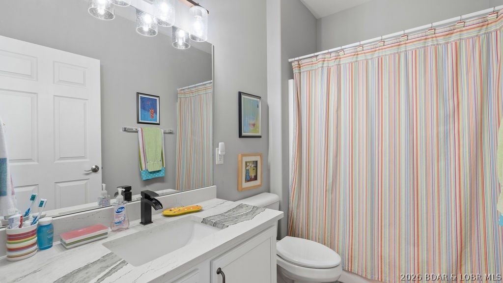 Newport Condominium - Residential