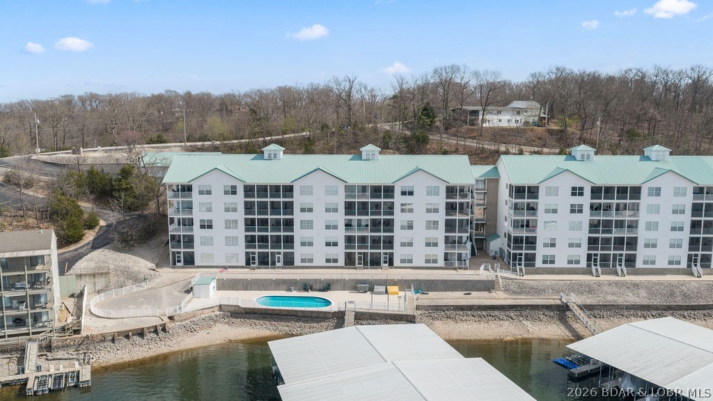 Newport Condominium - Residential