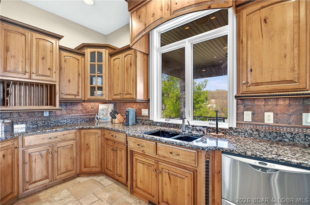 Woodhaven Village - Residential