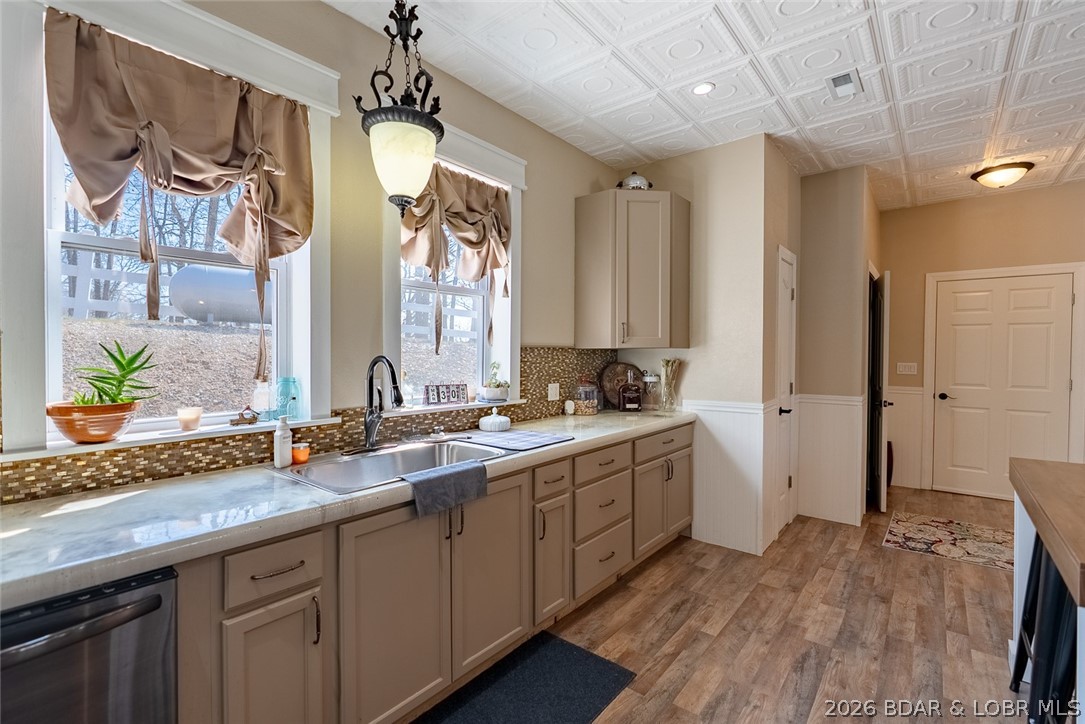 Easter Hollow - Residential