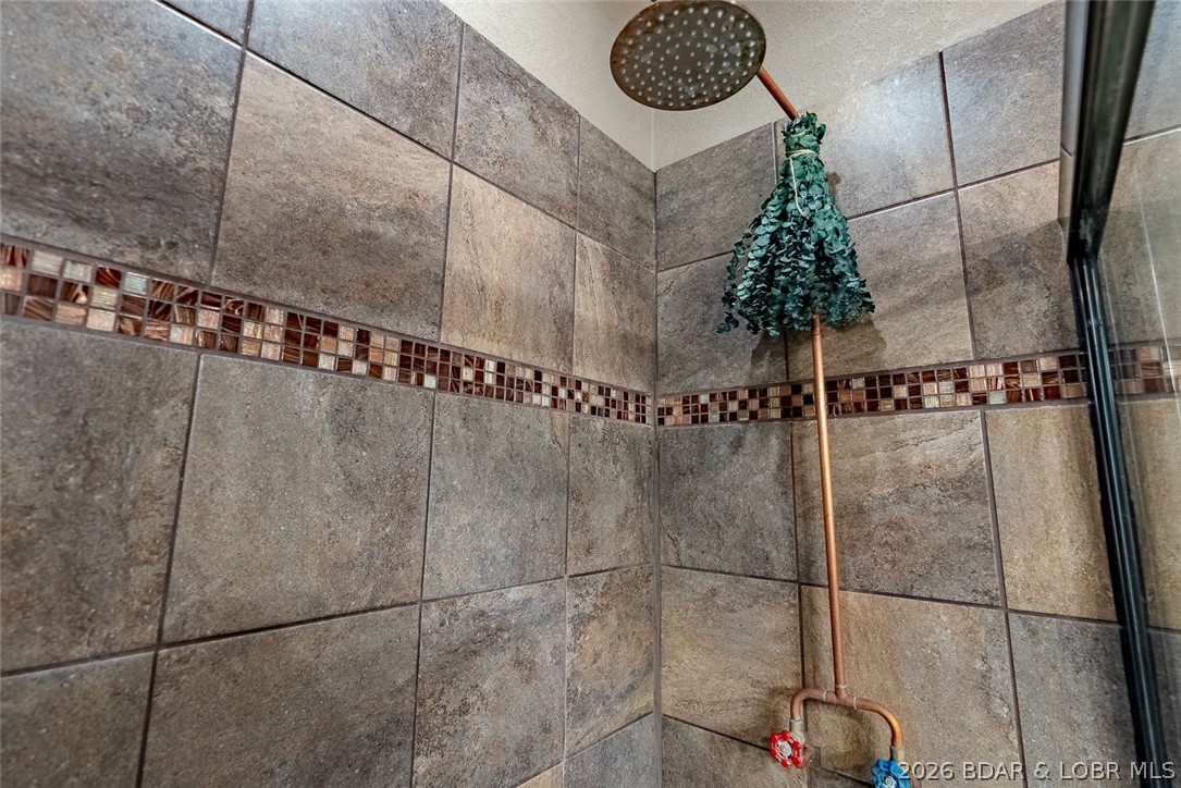 Easter Hollow - Residential