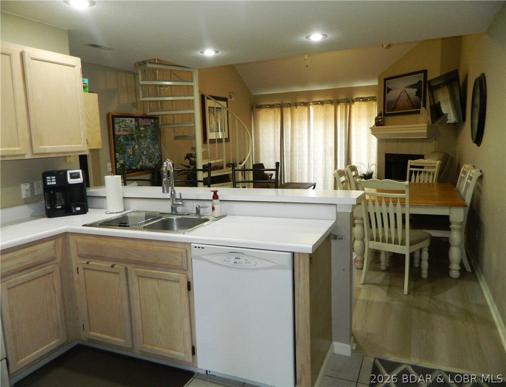 Ledges - Residential