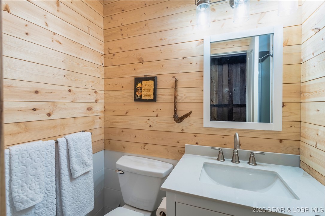 Hickory Hollow - Residential