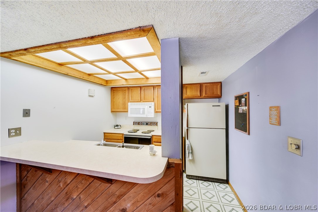 Bentwood Condominium - Residential