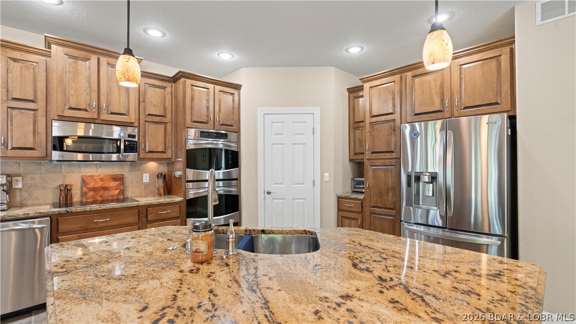 Beacon Pointe - Residential