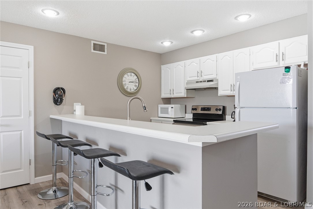 Pelican Bay Condominium - Residential