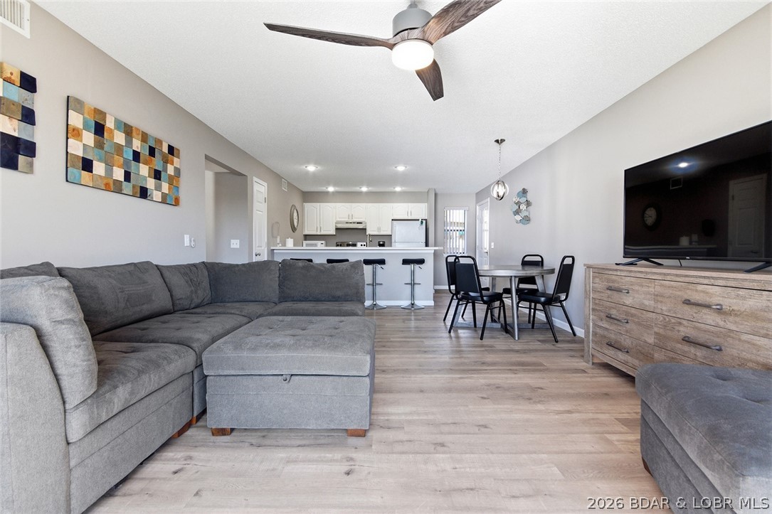 Pelican Bay Condominium - Residential