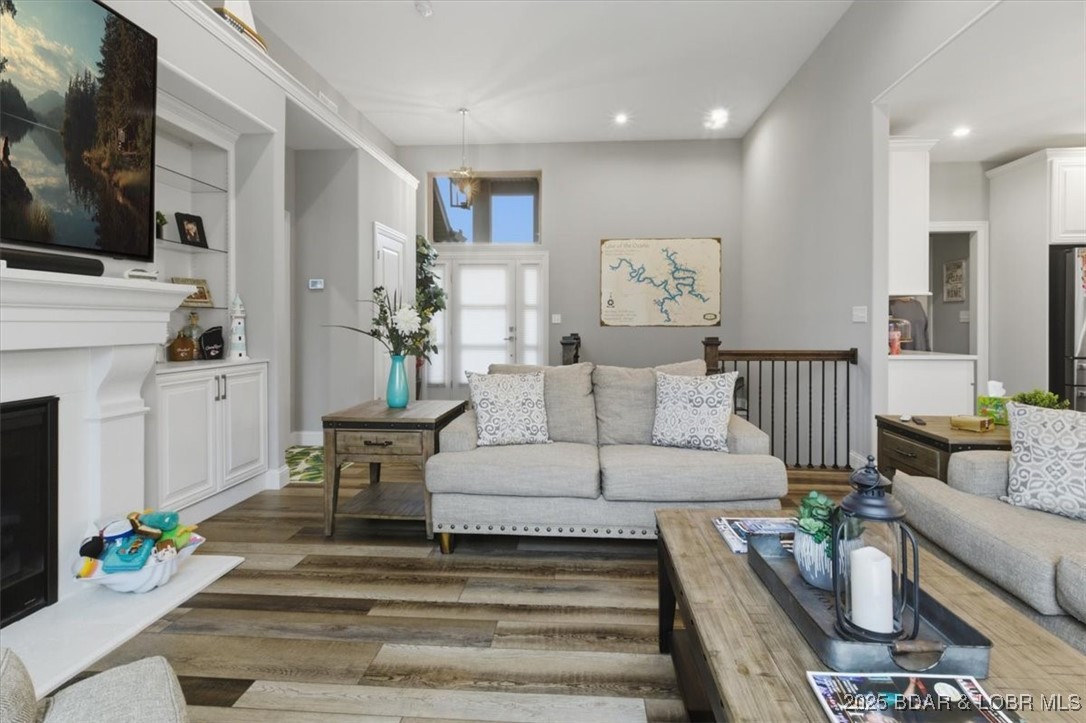 Bella Terra - Residential