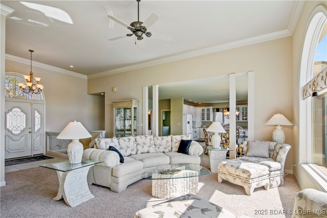 Four Seasons, Missouri 65049, United States, 4 Bedrooms Bedrooms, ,4 BathroomsBathrooms,Residential,Active,101300