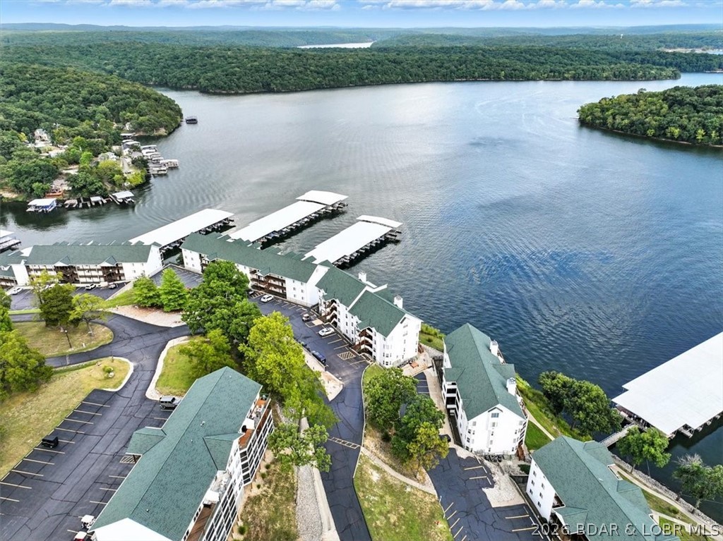 Park Place On The Lake - Residential