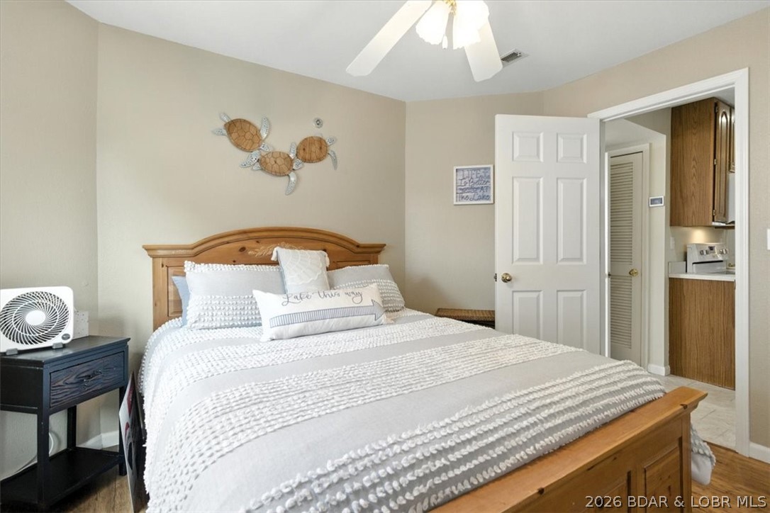 Park Place On The Lake - Residential