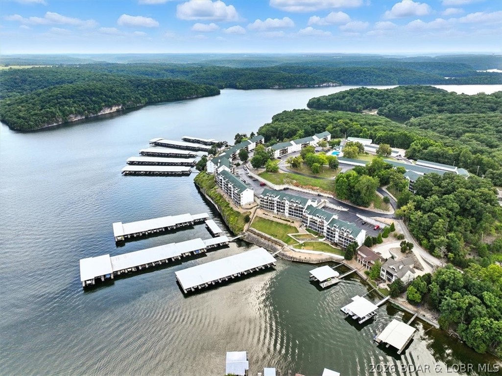 Park Place On The Lake - Residential