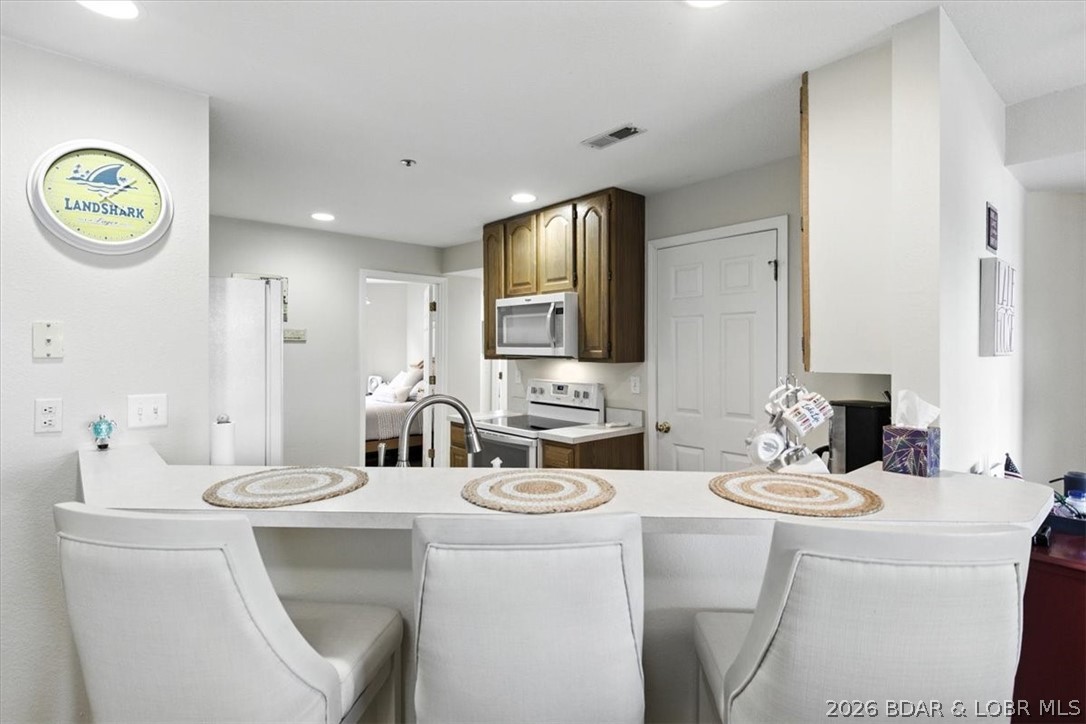 Park Place On The Lake - Residential