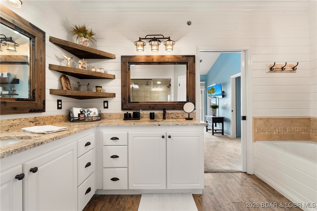 Palisades Condominium - Residential