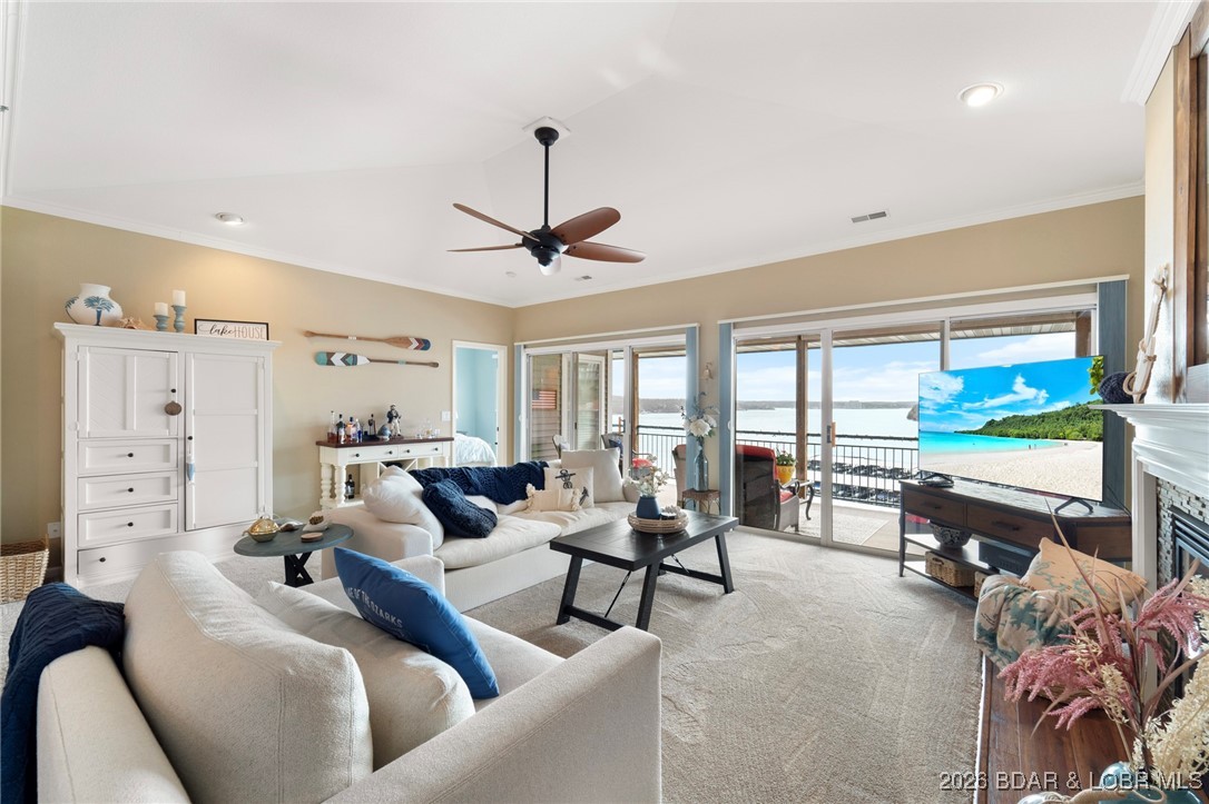 Palisades Condominium - Residential