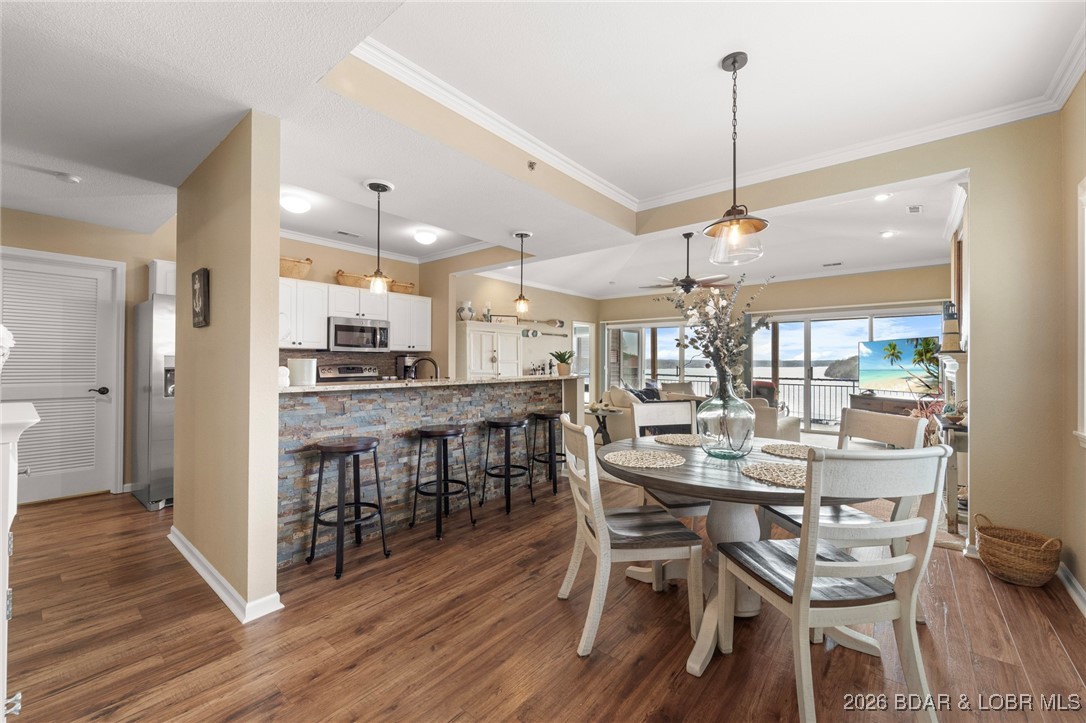 Palisades Condominium - Residential